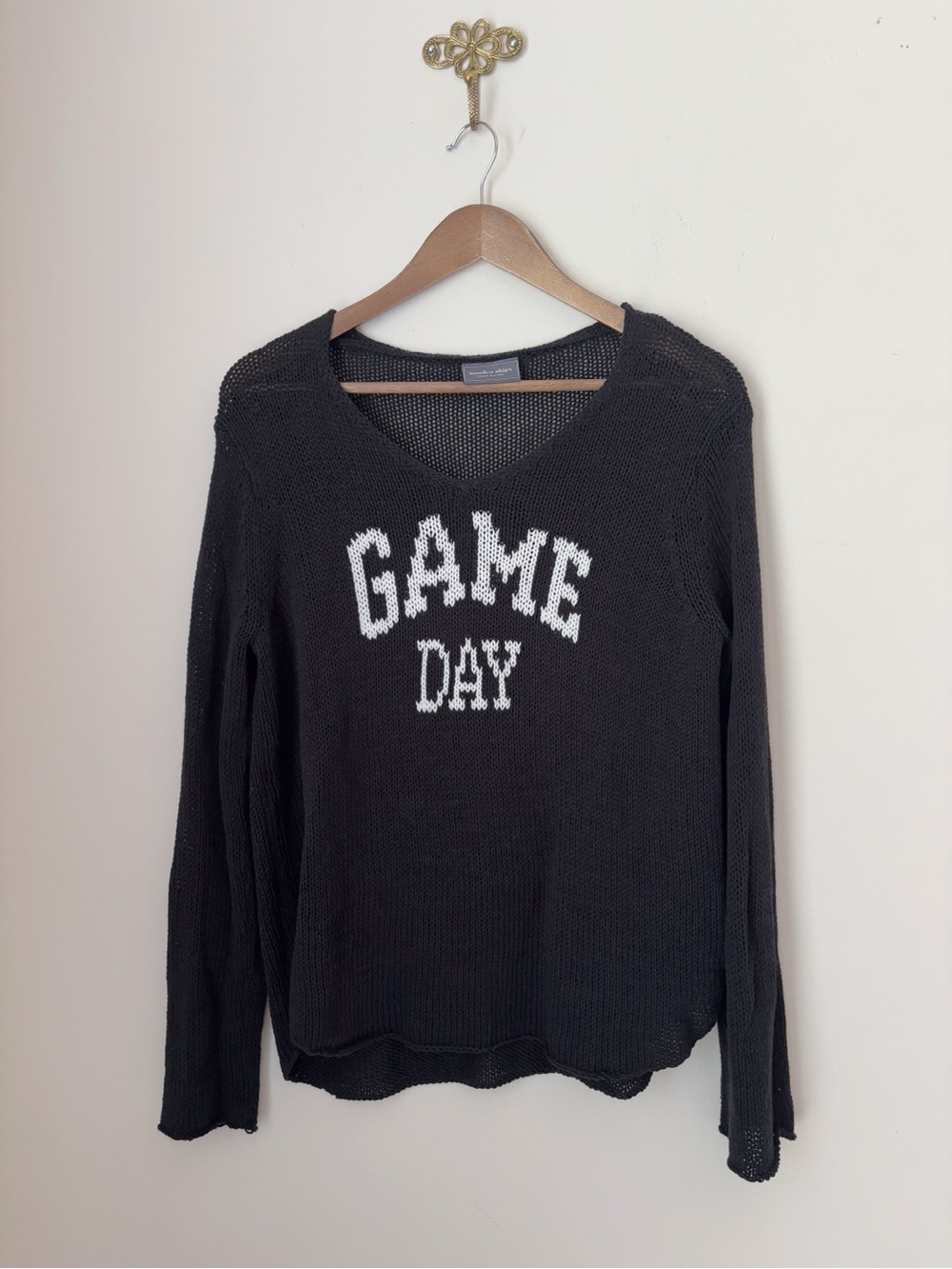 Wooden Ships Black GAME DAY V Neck Sweater Medium Large
